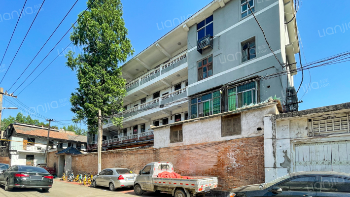 信义巷39号院外景图