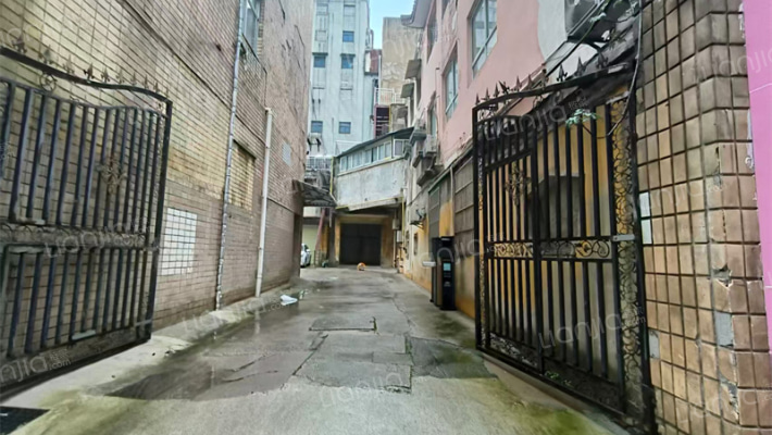 天台里北巷外景图