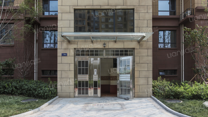 荣盛湖畔郦舍丹瑰园外景图