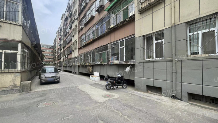 一机床俱乐部宿舍外景图