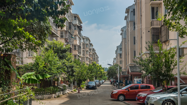 楚岳山庄外景图