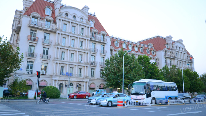 望海大厦外景图