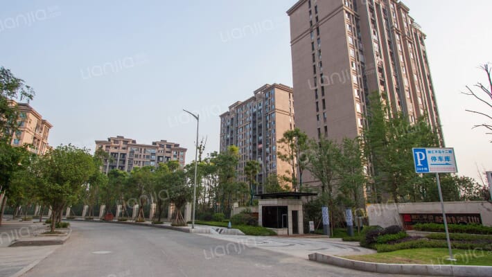 融汇半岛格林美地B区外景图