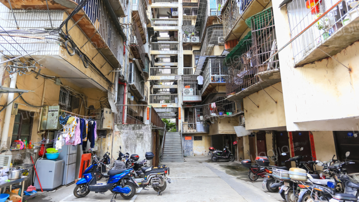 粮食局单位宿舍外景图