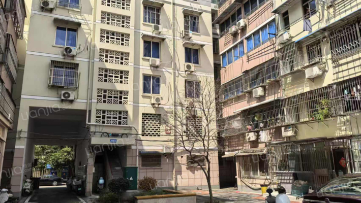 江天花园外景图