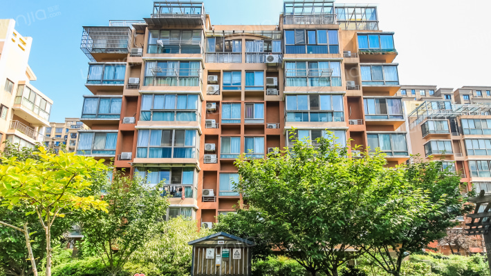 新城市花园外景图