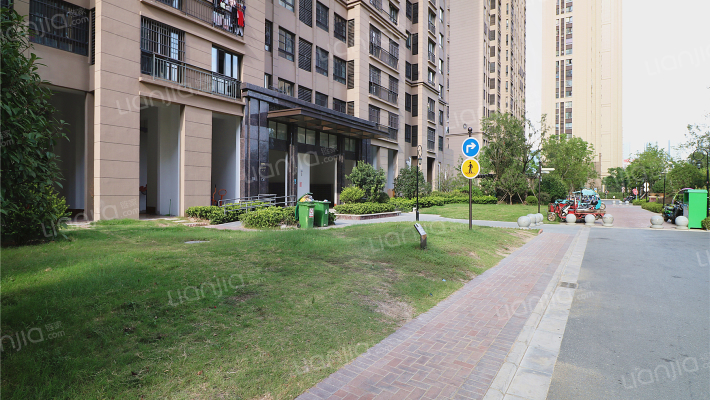 中环湖滨公馆外景图