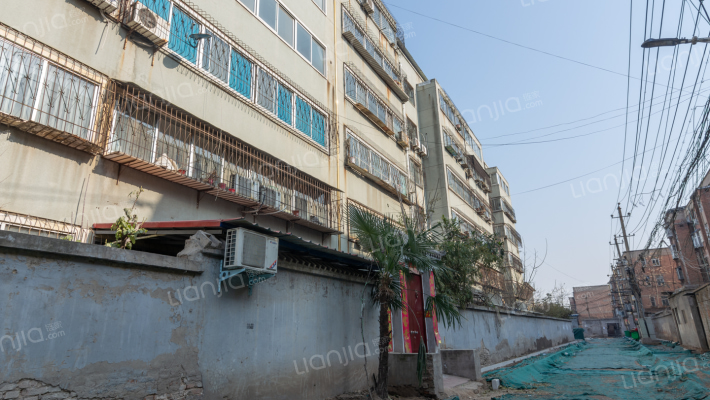 中国建设银行开封分行住宅楼外景图