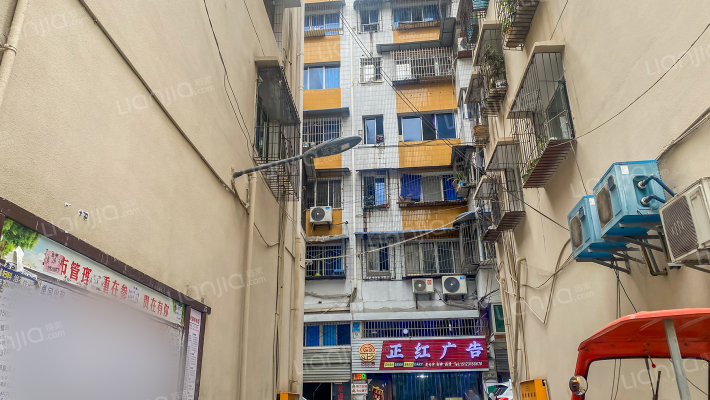 民主路147号外景图