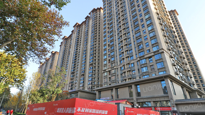 恒大翡翠华庭外景图