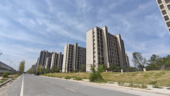 绿都元正望晴川峯上外景图