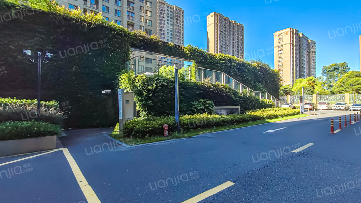 富豪摩方商业中心外景图