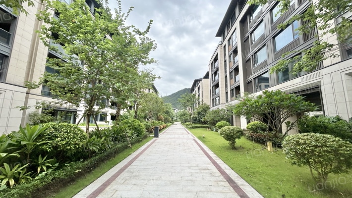 翠湖香山别苑外景图