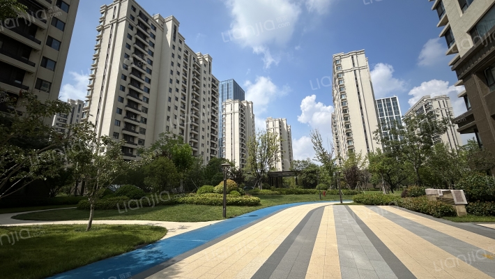 华发四季外景图