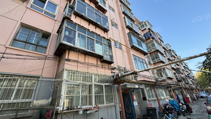 市石棉制品厂宿舍外景图