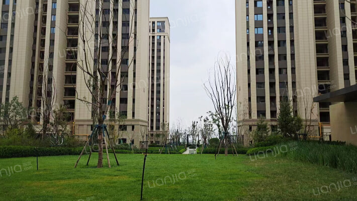 保利领秀山九区外景图