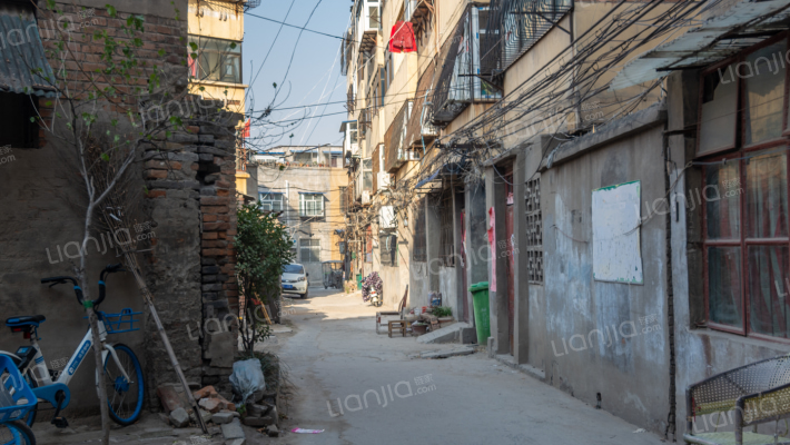 宋门关中街167号外景图