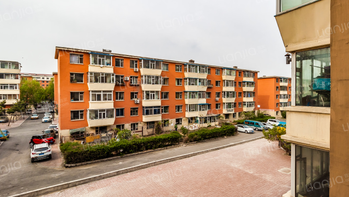 吉林大学南岭校区新村外景图