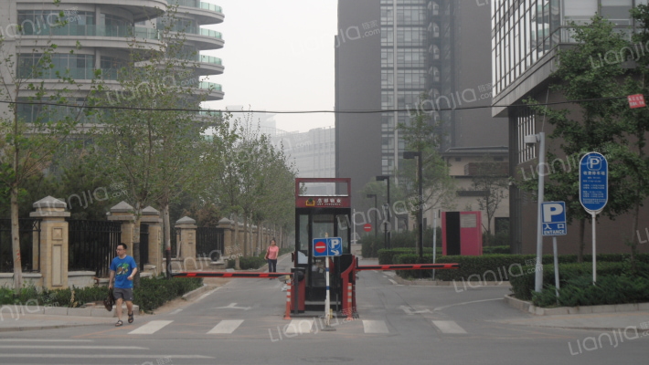 总部基地二区外景图