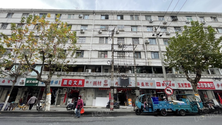 淮河路农垦厅恢复楼外景图