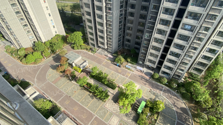 岱岳·龙居园外景图