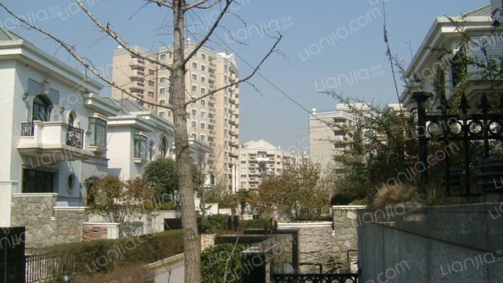 虹桥高尔夫别墅外景图