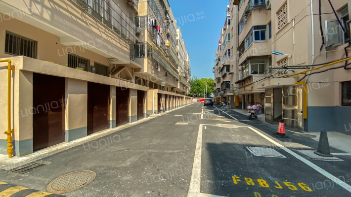 仙鹤新村小区外景图