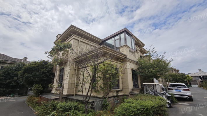 富春江花苑外景图