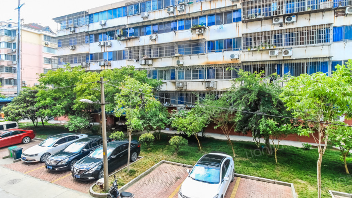 碧云北里外景图