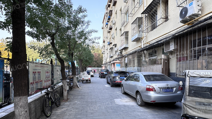 新桥大街52号院外景图