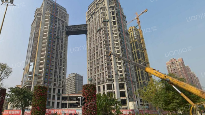 时代豪廷广场外景图