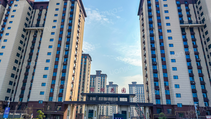 锦湖花园外景图