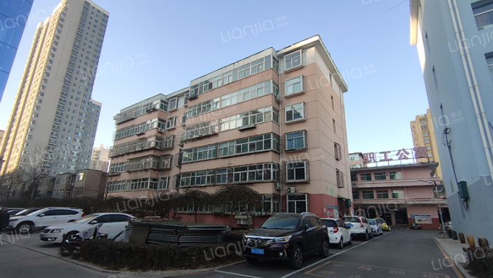 十七局中心医院宿舍楼外景图