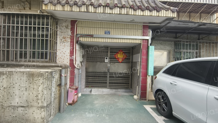 华海路84号外景图