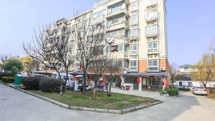 港甫花苑外景图