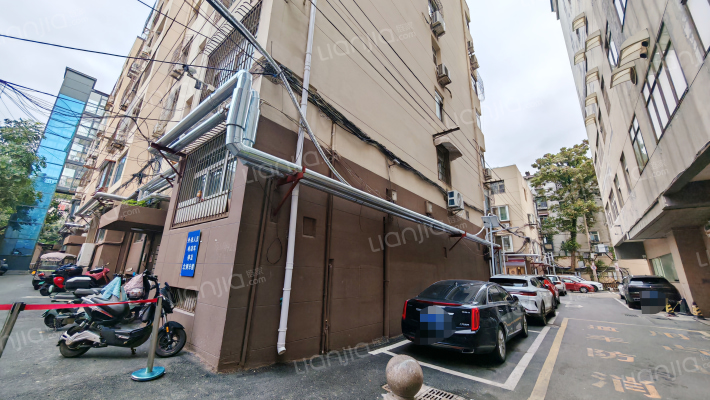 历山路142号外景图