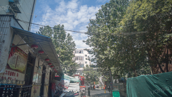 五彩小区外景图