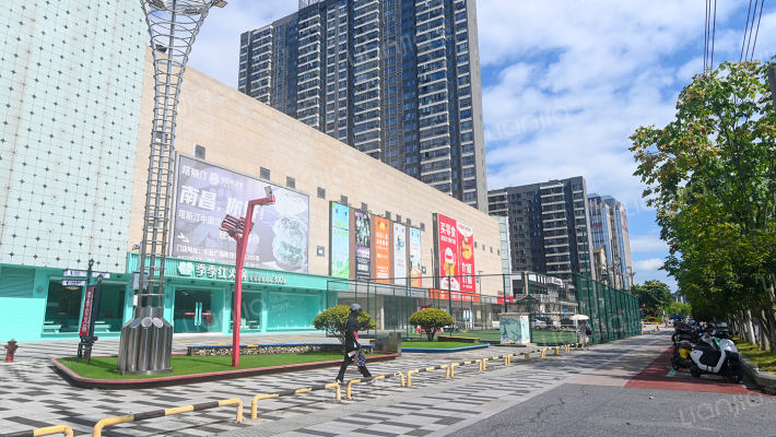 IM乐盈广场外景图