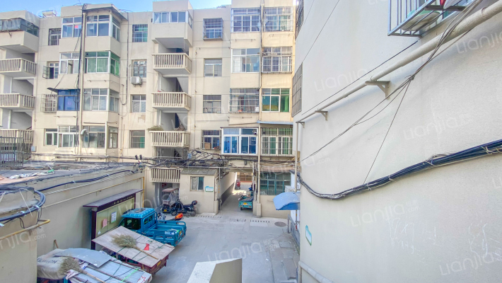 县五交化公司宿舍楼外景图