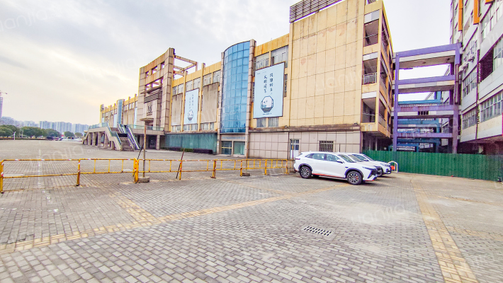 光明路1500号外景图