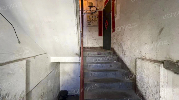 疾控中心宿舍外景图