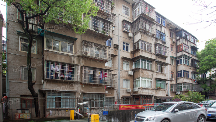 生资公司宿舍外景图