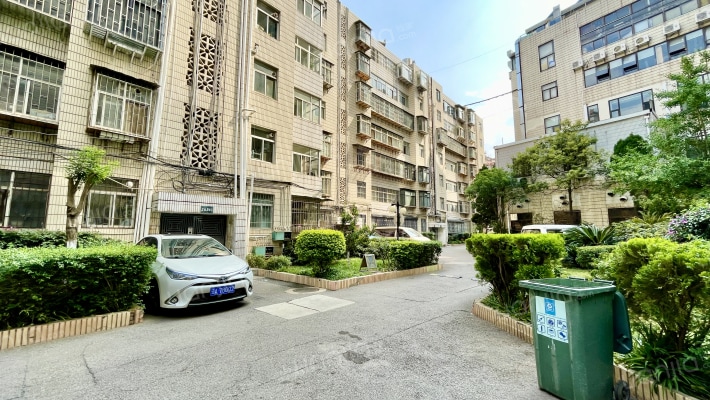 宏兴小区外景图