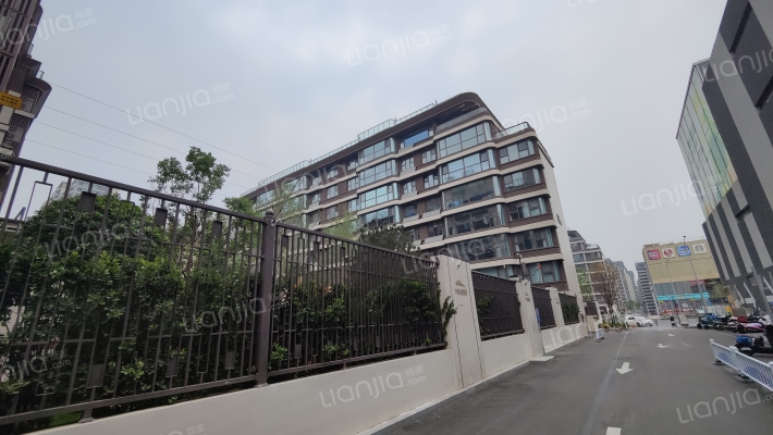 中海臻园府外景图