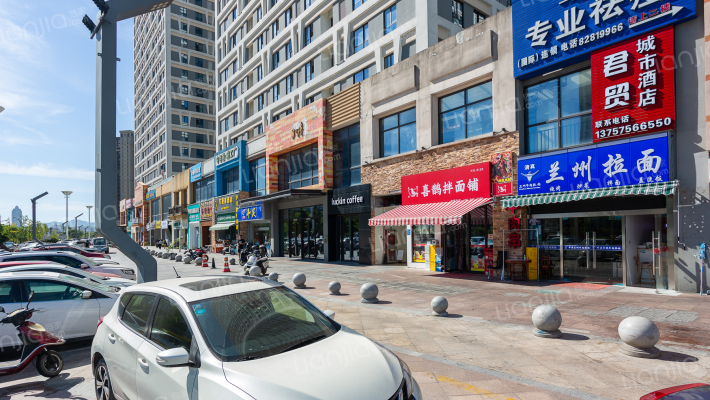 万达广场商铺外景图