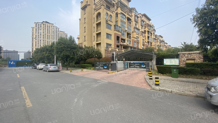 清华大溪地1号院外景图