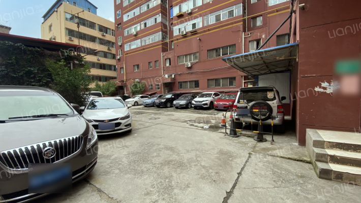 三墙路卫生厅宿舍外景图