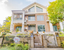 赛格特日月星苑西区