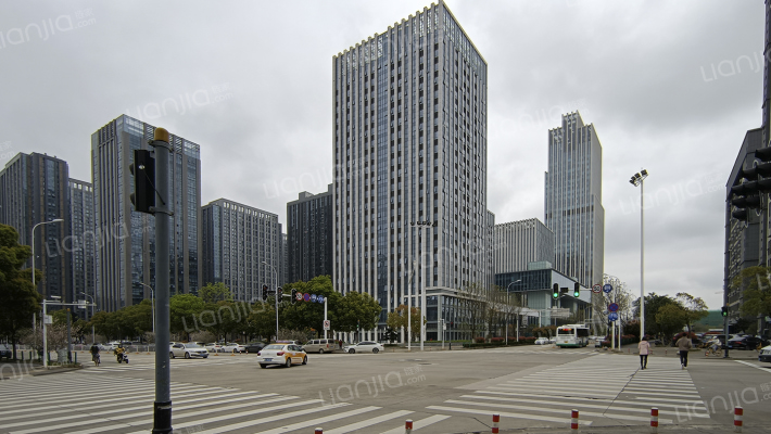 华中中交城外景图