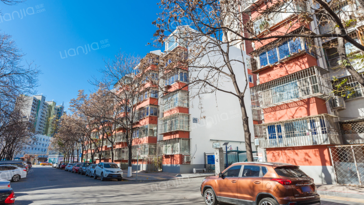 晓月苑北里外景图